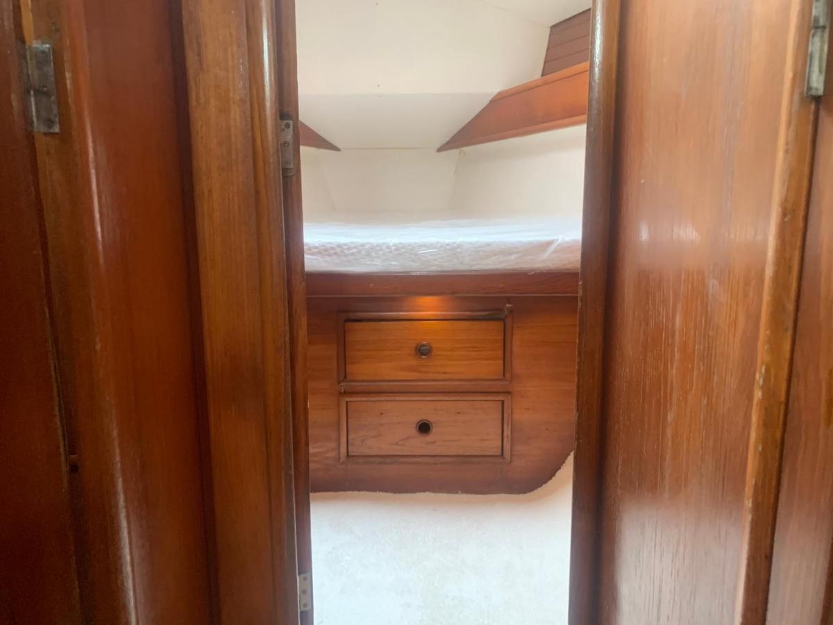 Hotel Nuit Sur Un Bateau à La Rochelle  Extérieur photo