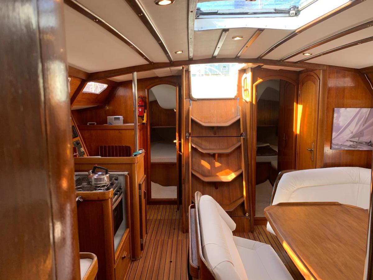 Hotel Nuit Sur Un Bateau à La Rochelle  Extérieur photo